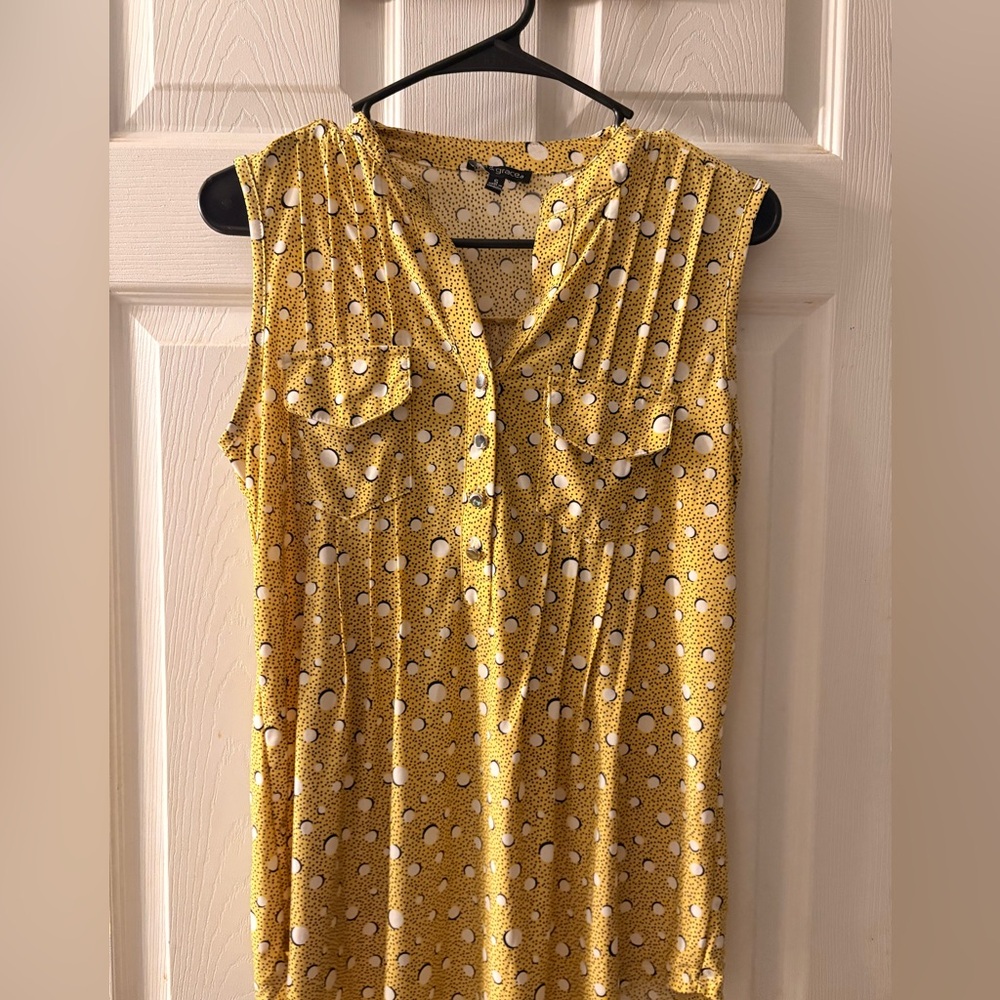 Ava & Grace Yellow Sleeveless Polka Dot Blouse